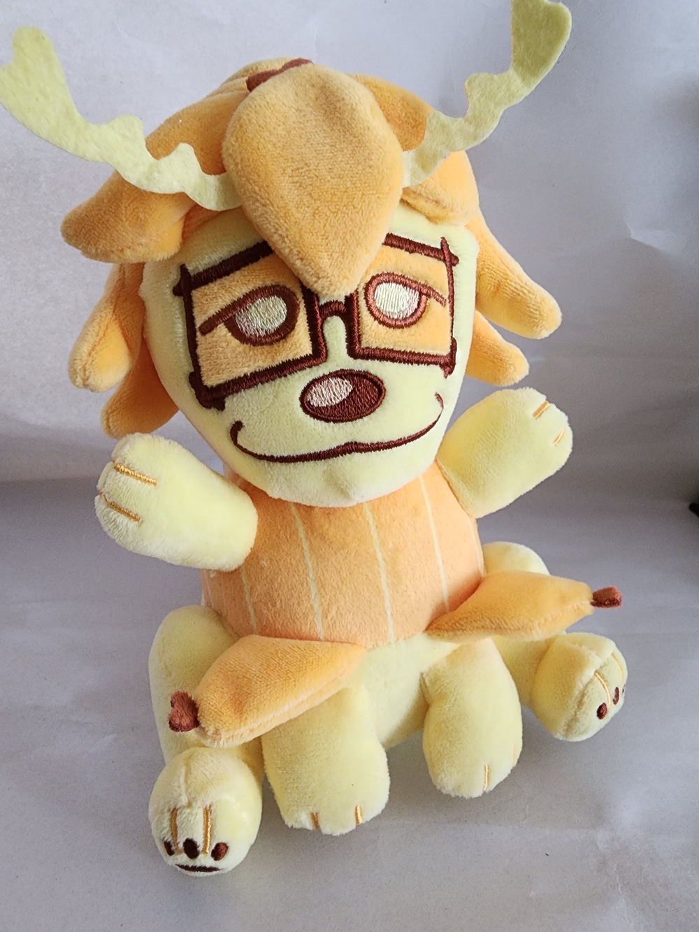 RARE plush toy of the character "Split" from the Roblox game Regretevator. 